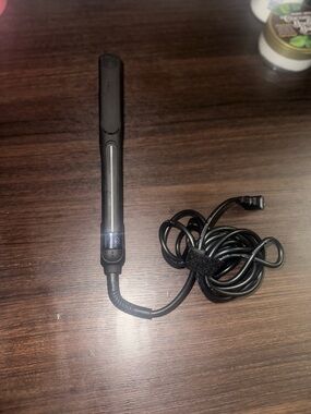 Ion Ceramic Slim Black Hair Straightener - 1”